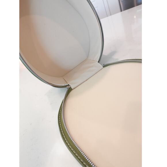 Vintage Avocado Green Train hard case Hatbox 1960s luggage - Picture 8 of 9